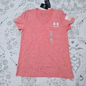 Under Armour Tech Coral Freedom V-Neck T-Shirt, Womens Medium